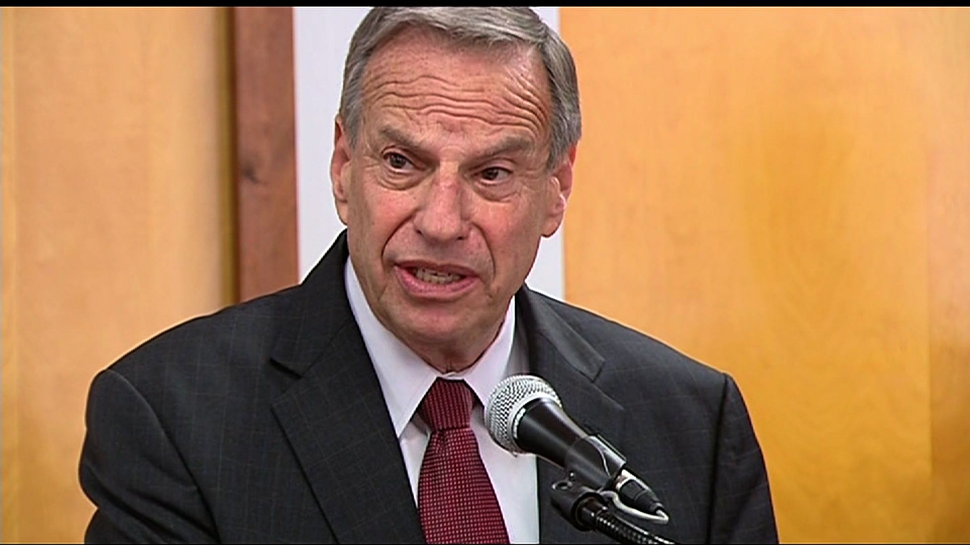 Filner Seen At Scene Of Sex Harass Suit Settlement Talks Cbs News