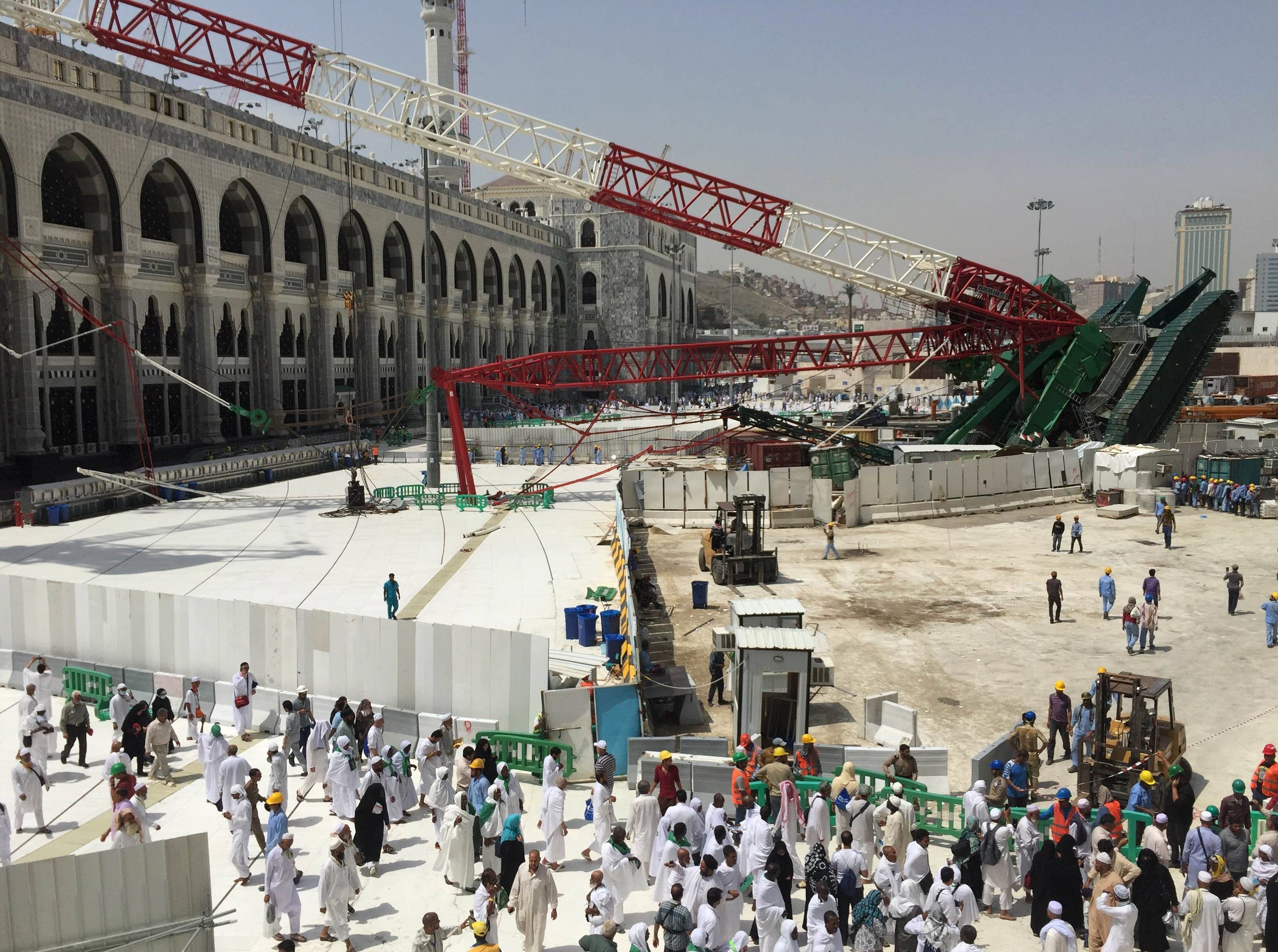 Saudi Arabia Blames Mecca Crane Collapse On High Winds CBS News