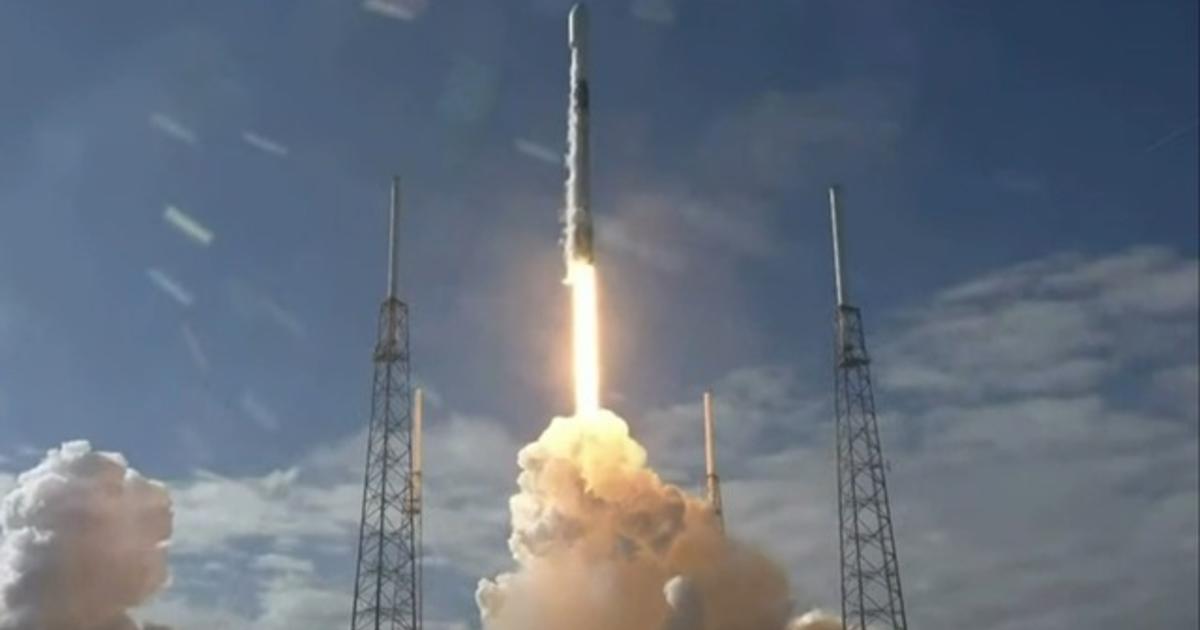 SpaceX Launches Another Batch Of Internet Beaming Satellites CBS News