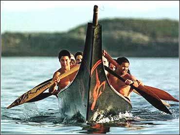 Canoe Renaissance Ancient Canoes Are The Real Thing - CBS News