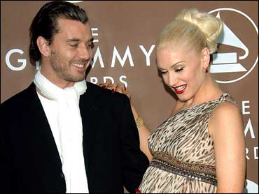 Gwen Stefani, enceinte : Maman lookée avec Kingston, elle camoufle son baby  bump - Purepeople