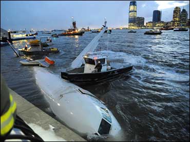 NTSB: Both Engines Missing In Hudson Crash - CBS News