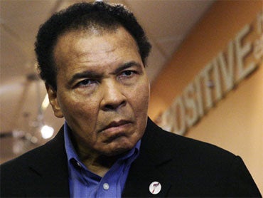 Muhammad Ali at Parkinson's Center Opening - CBS News