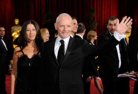 12_anthony-hopkins-clean-shaven-or-2009.jpg 