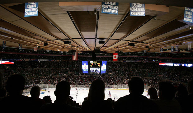 Madison Square Garden seats 