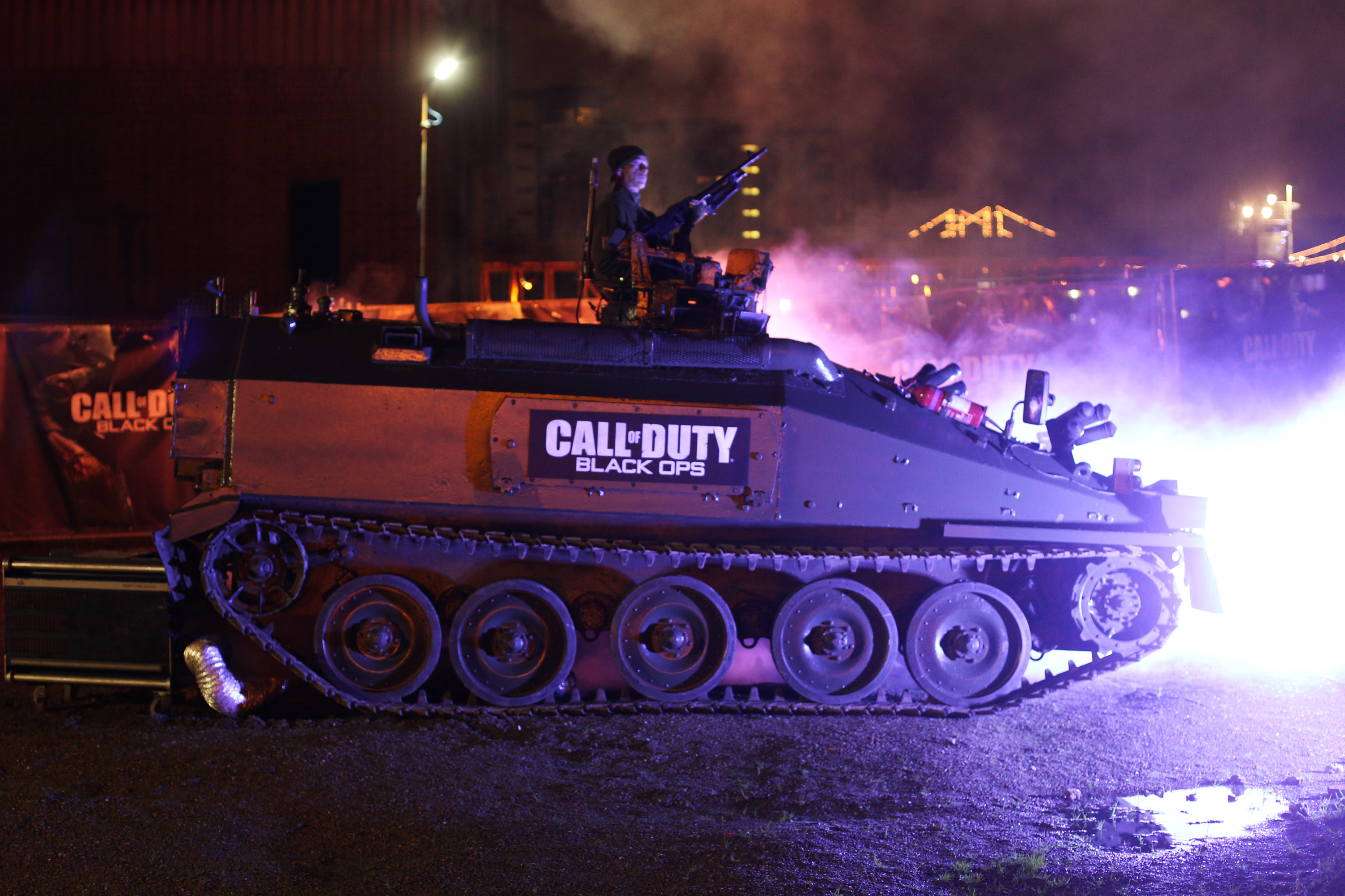 Call Of Duty: Black Ops - Launch Party 