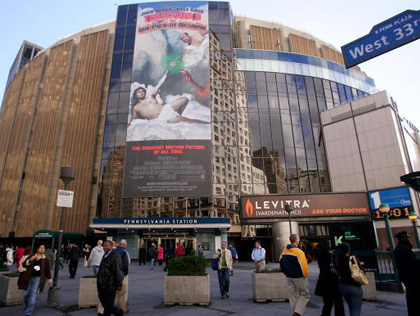 Madison Square Garden, Exterior Shot 