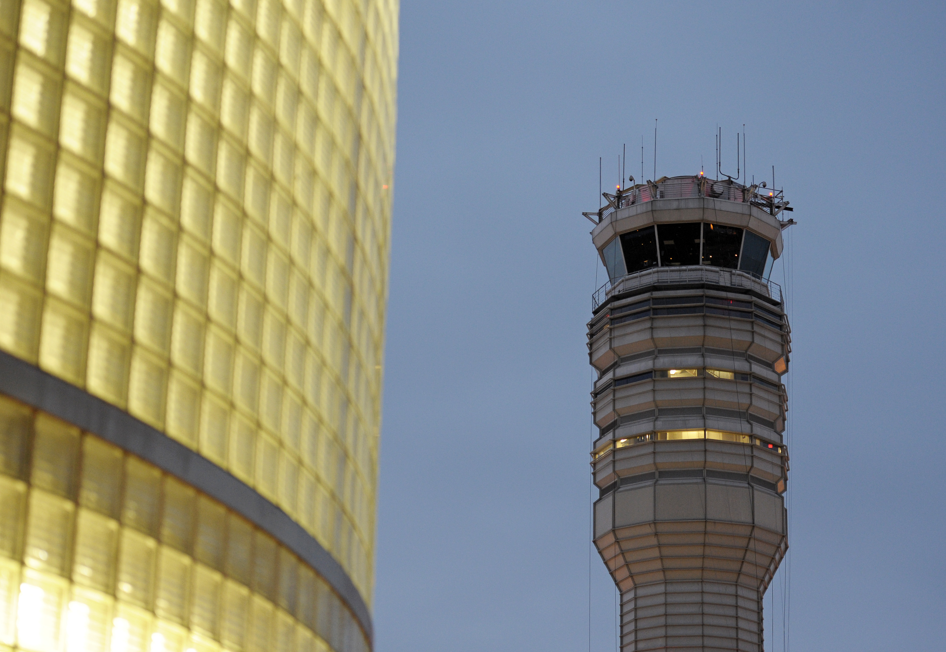 Reagan Airport control tower evacuated, prompts delays