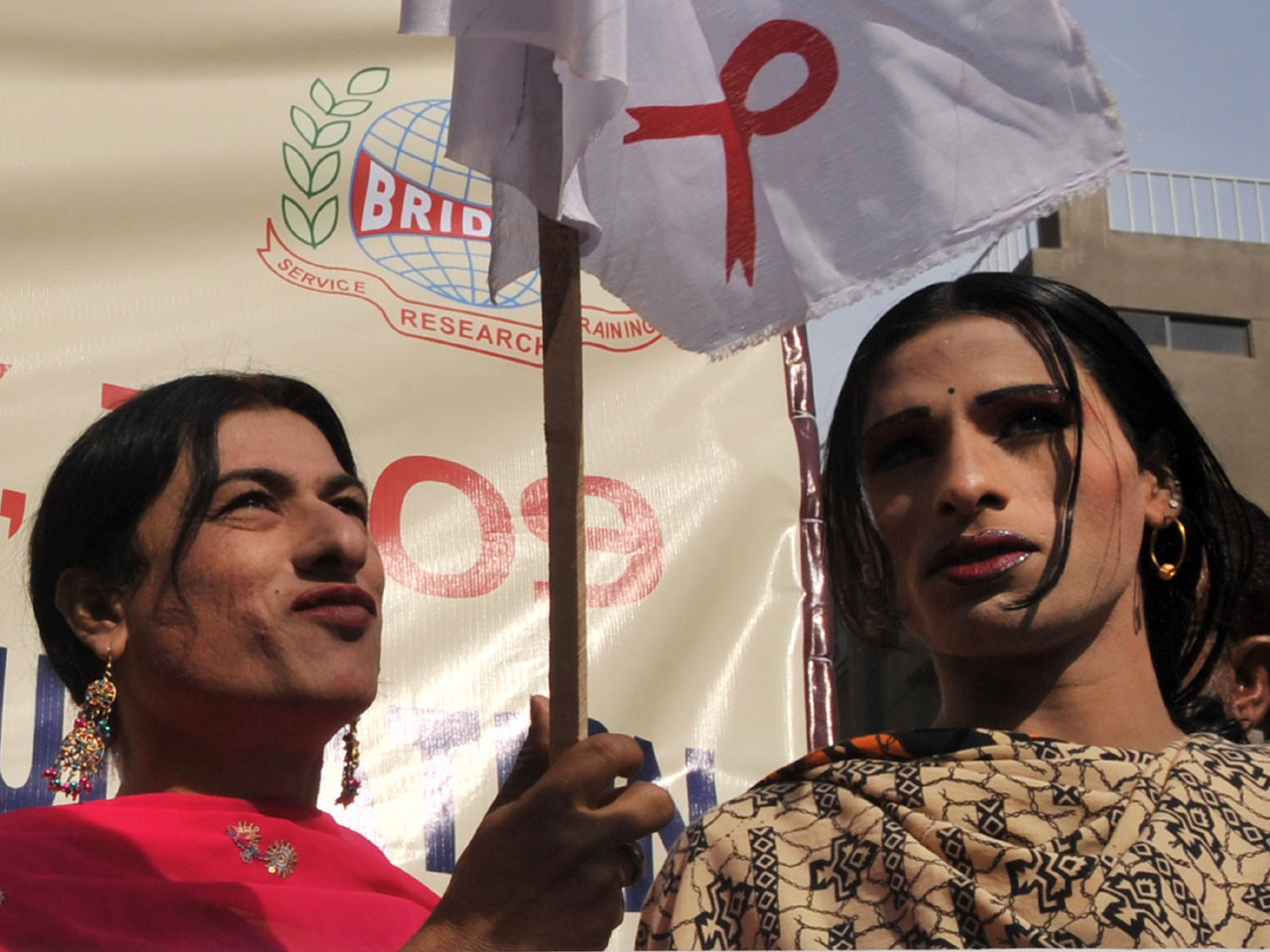 essay on transgender in pakistan