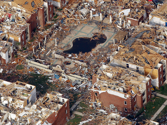 Mo Woman Dies When Told Of Dads Tornado Death Cbs News