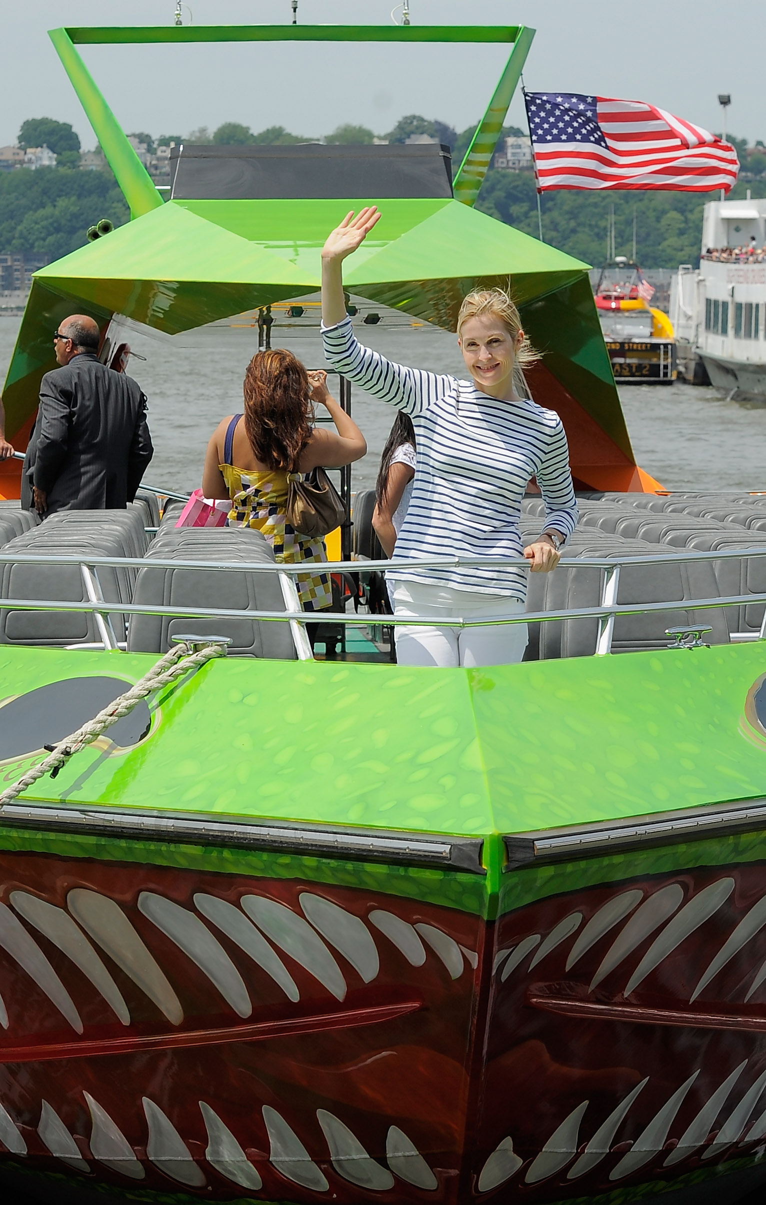 Kelly Rutherford Launches Circle Line 42's Beast Thrill Boat Ride 