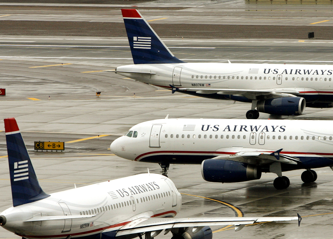 Airline hikes fare 600%, draws senator's ire - CBS News