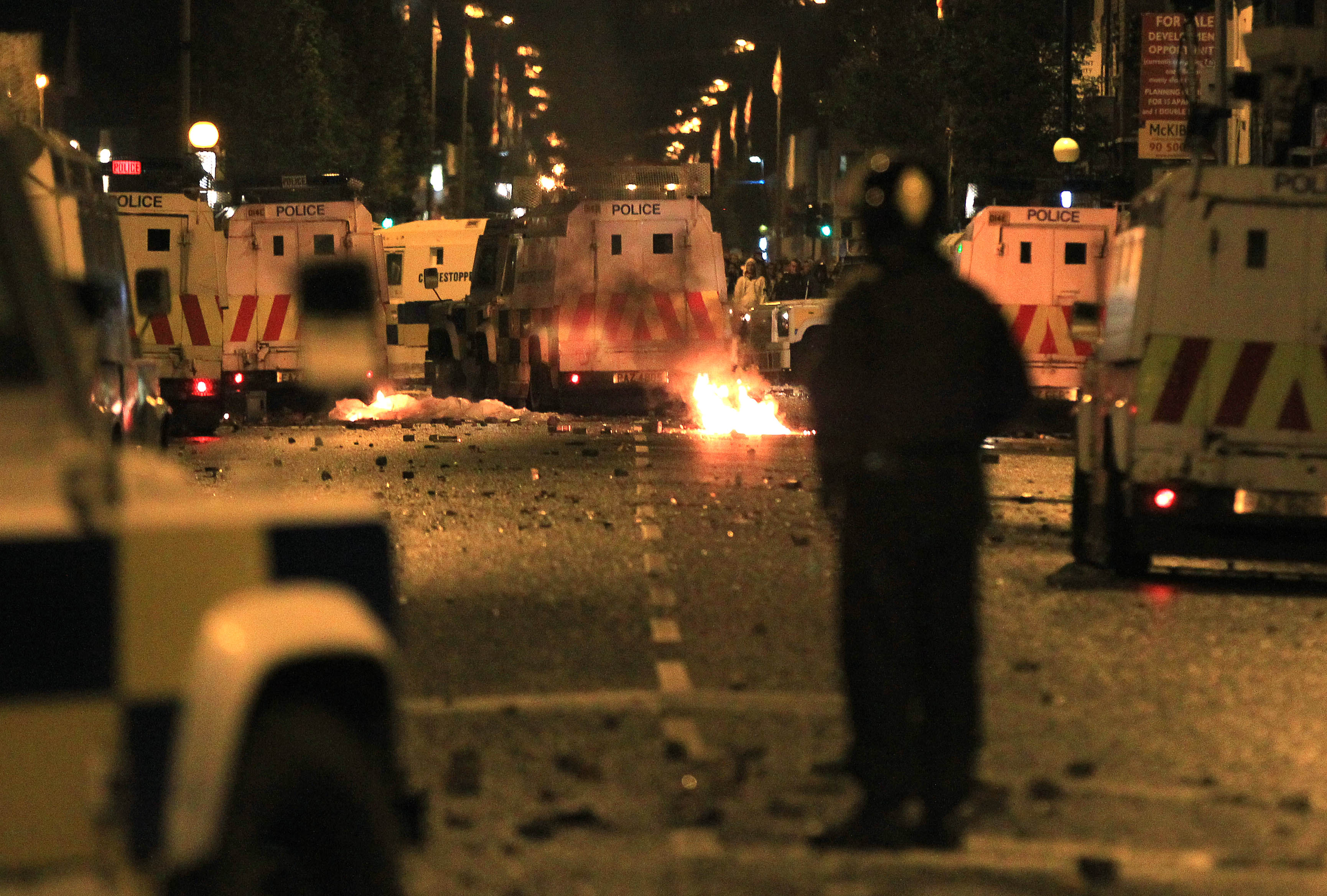 Journalist shot, wounded covering N. Ireland riots CBS News