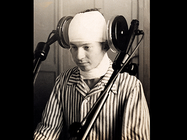 Vintage electroconvulsive therapy / medical electroshock therapy