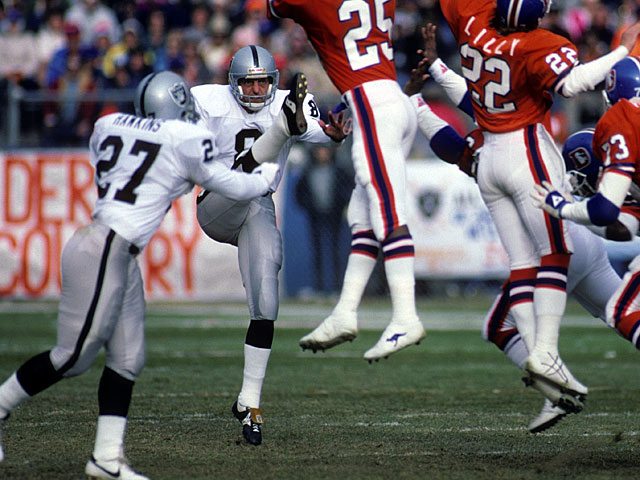 Three former Raiders will earn Super Bowl rings Sunday, one looking for his  third ring