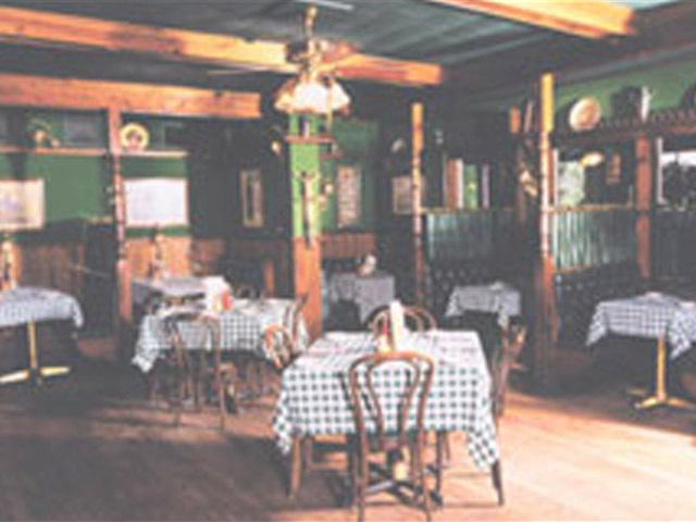 Rod's Olde Irish Tavern (08/04/2011 Best Of) 