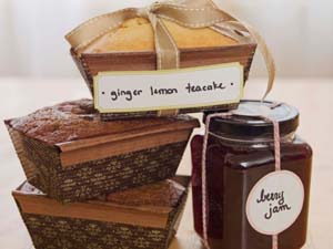 12/13 - shopping and style - host gifts - homemade gifts - thinkstock 