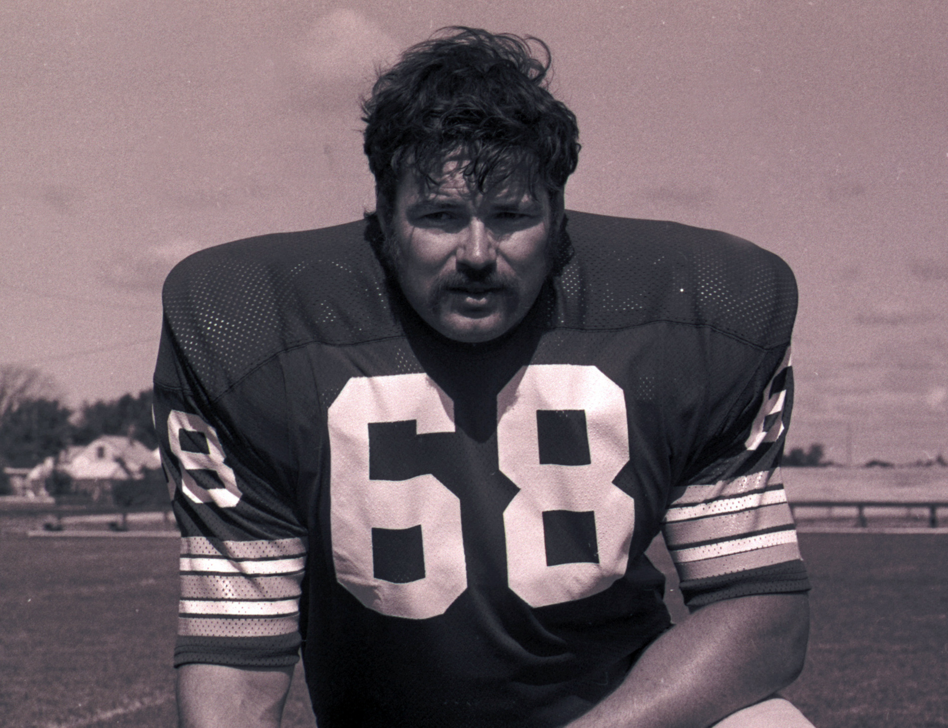 Ex-Packers star Gillingham dies lifting weights - CBS News