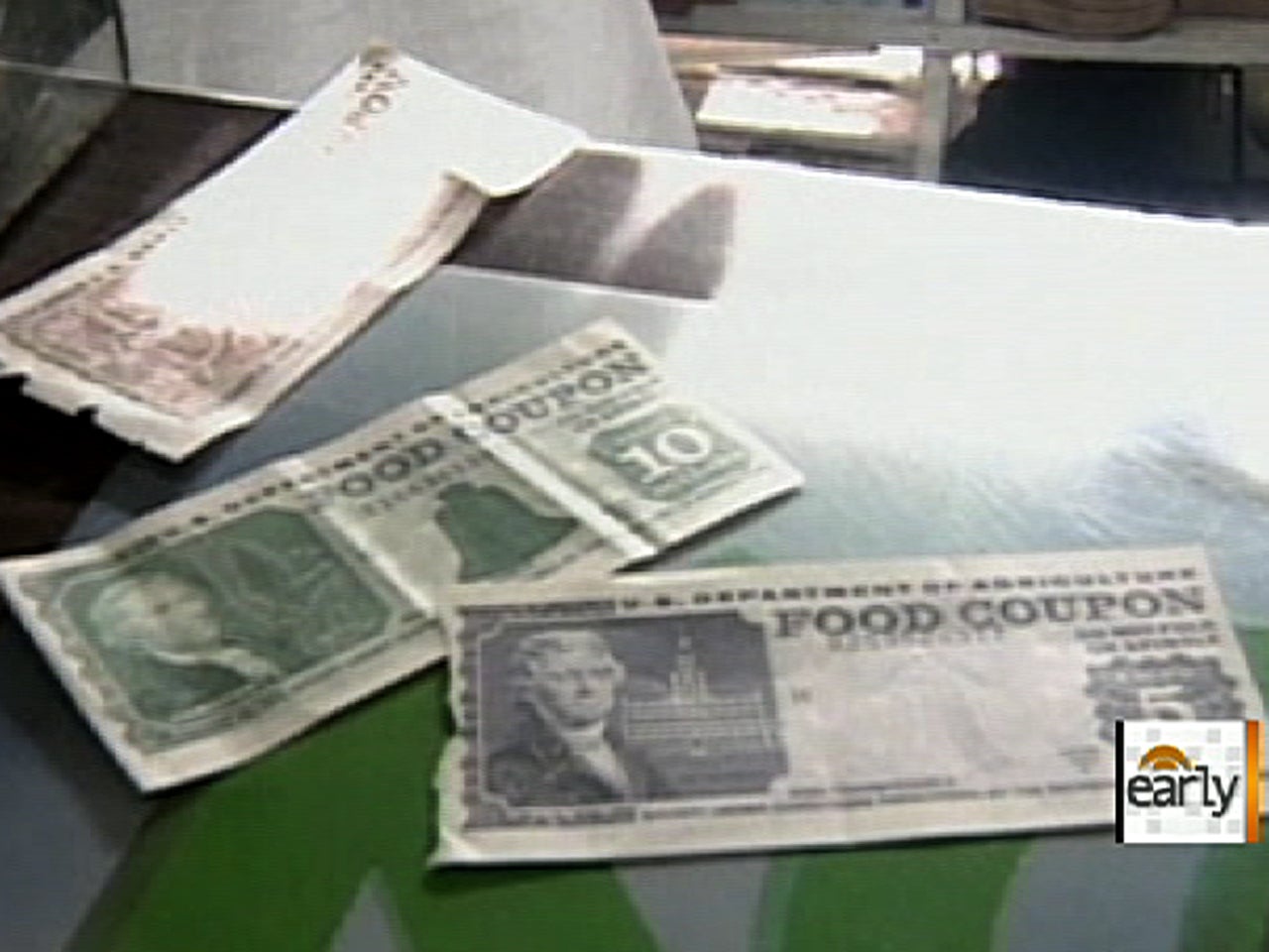 Gov't takes new steps against food stamp fraud - CBS News