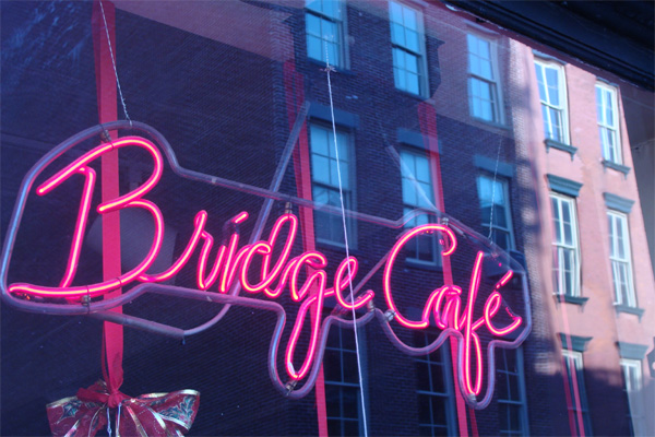 Bridge Cafe 