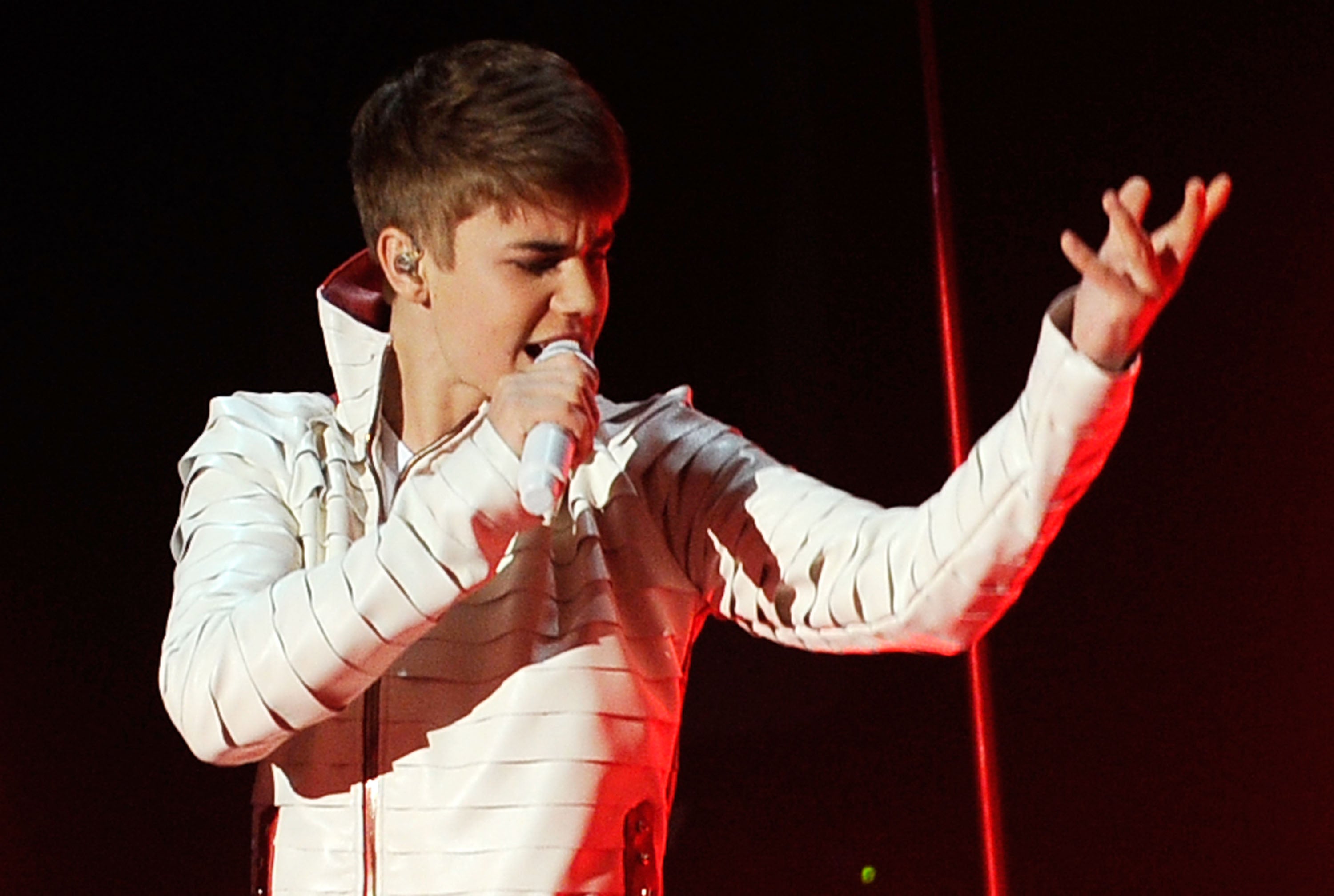 Justin Bieber named the most searched celebrity of the year - CBS News