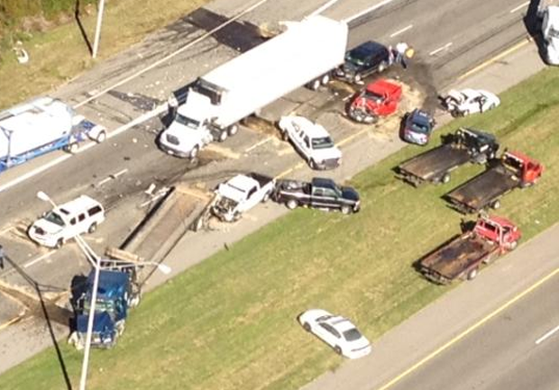 Deadly vehicle pileup in New Orleans - CBS News