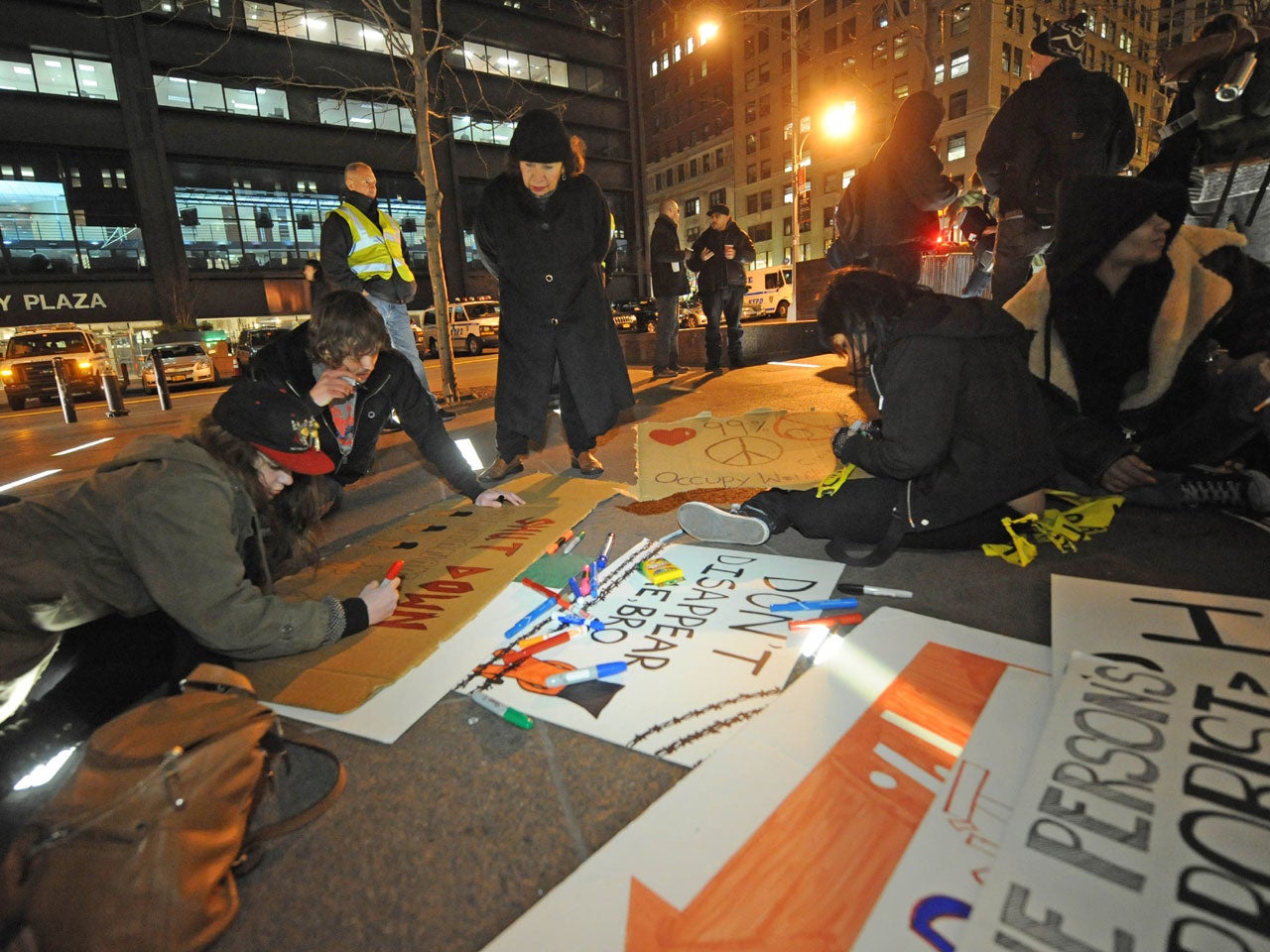 Occupy Wall Street returns to Zuccotti Park - CBS News