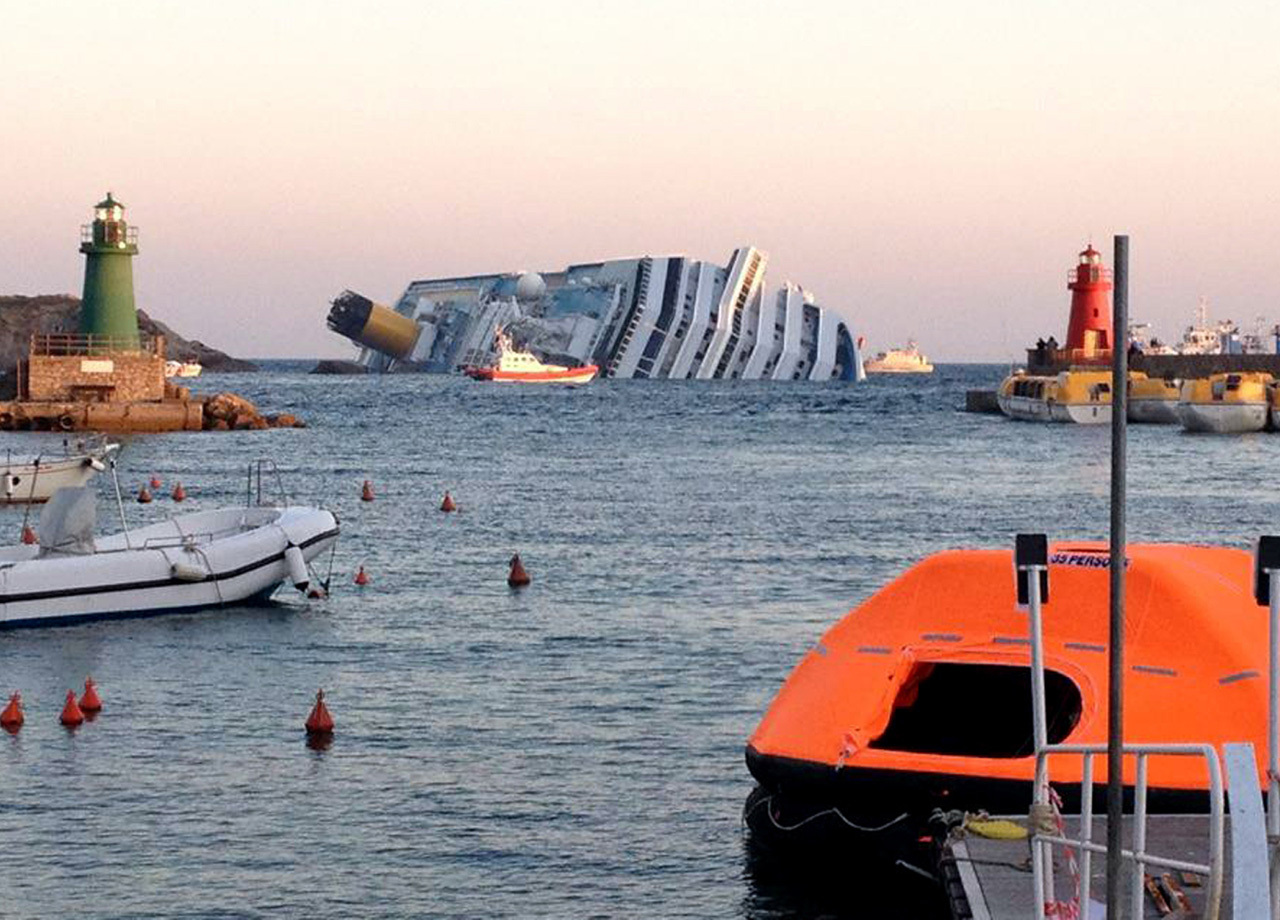 cruise ship that went aground