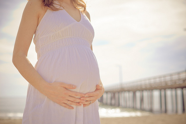 should-pregnancy-be-considered-a-disability-cbs-news