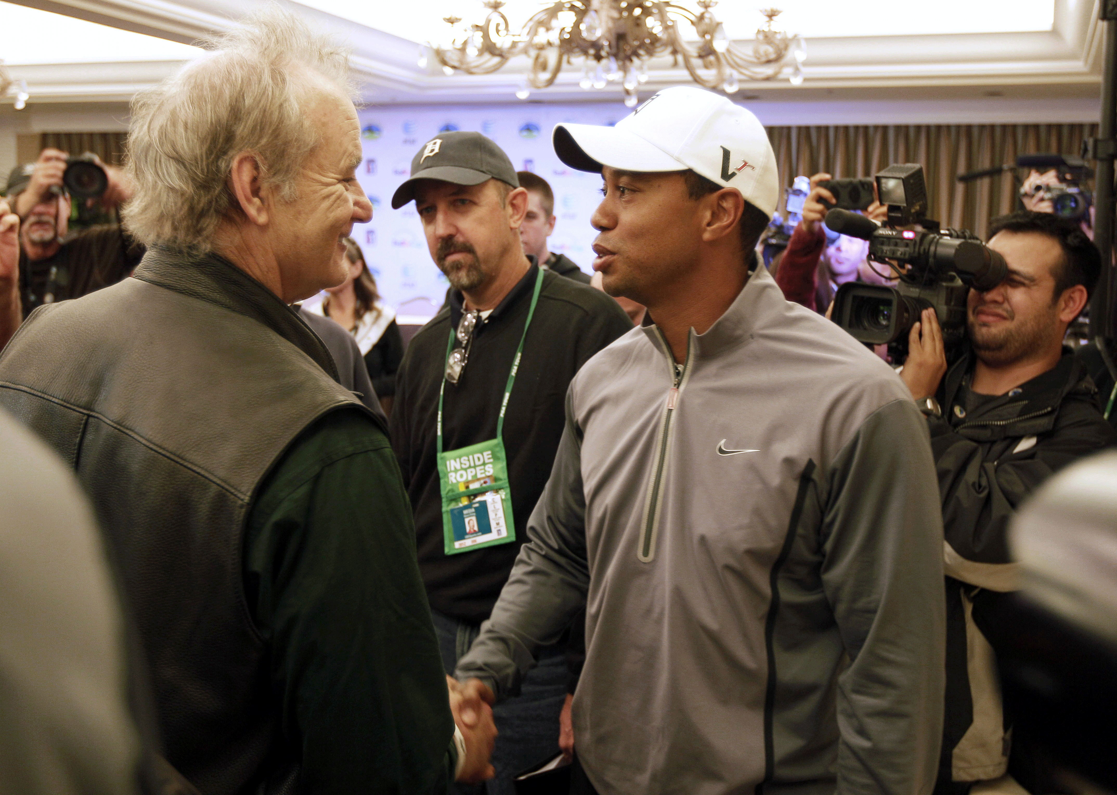 020-golf-murray-and--toger.gif 