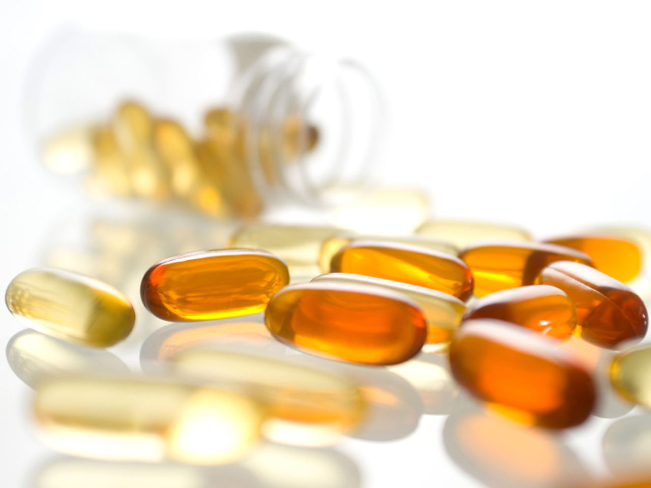 FDA: Anabolic steroids found in vitamin B supplement - CBS News