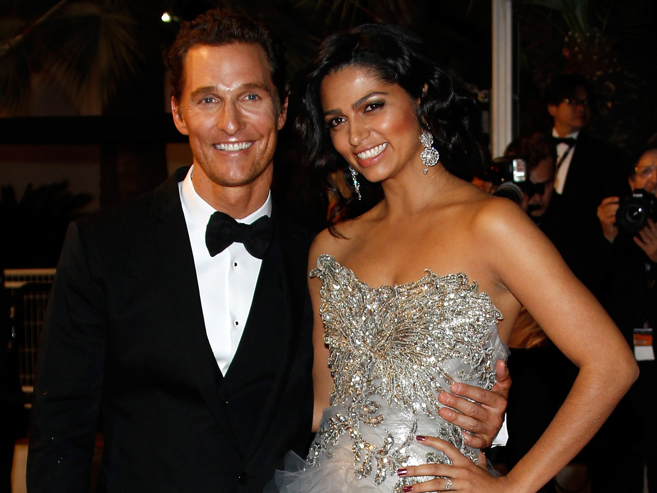 Matthew McConaughey Marries Camila Alves - CBS News