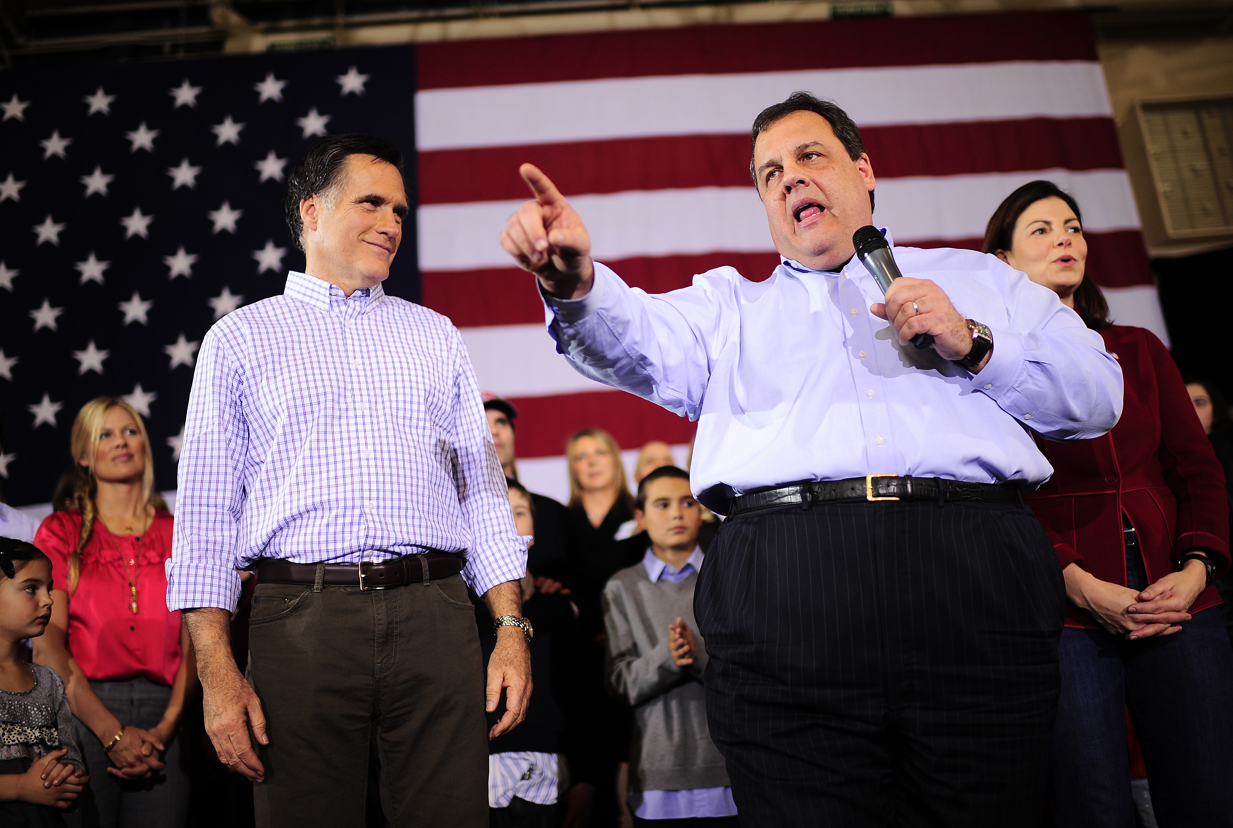 Mitt Romney and NJ Gov. Chris Christie 