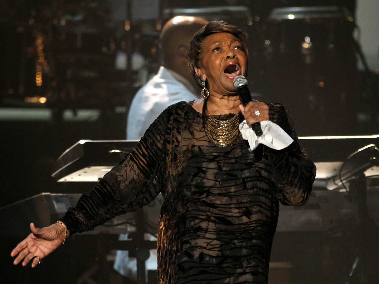 BET Awards 2012 sees Houston tributes, rampant obscenities - CBS News