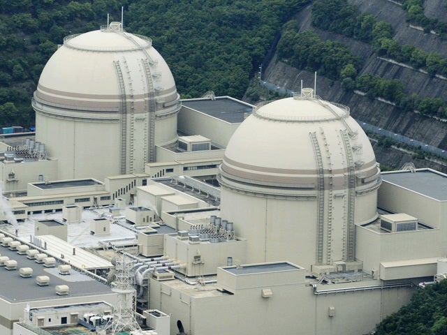 Japan reactor on grid in 1st post-tsunami restart - CBS News