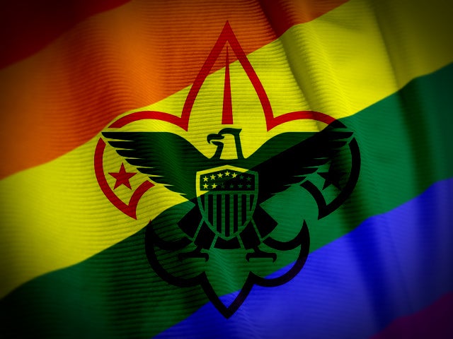 Boy Scouts decide to keep banning gay members - CBS News