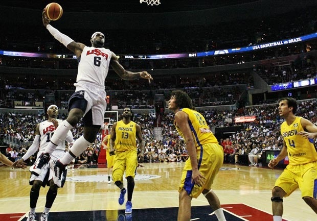 Buzzer beater by Brazilian basketball player (video) - Sports