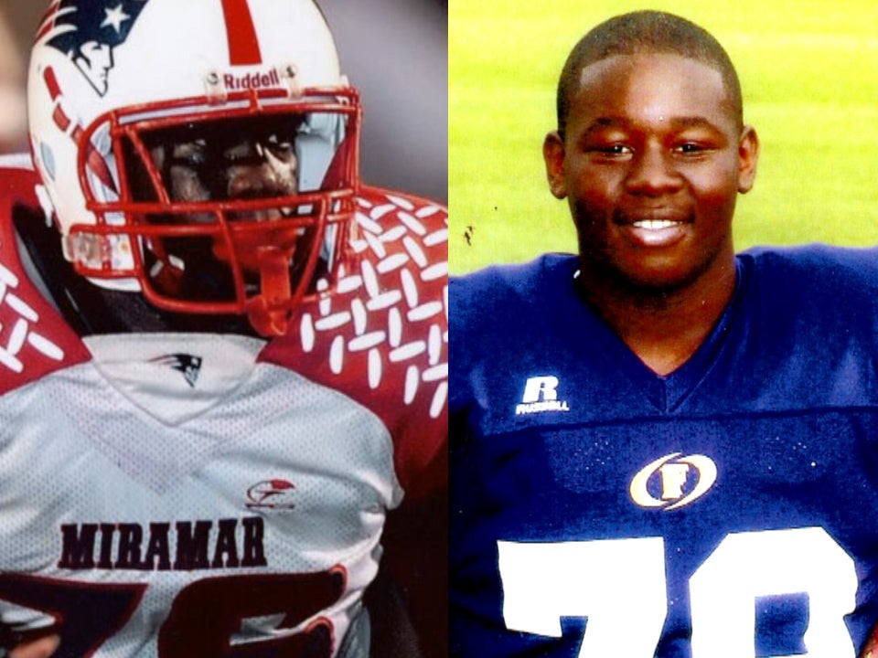 Parents of dead high school football stars suing - CBS News