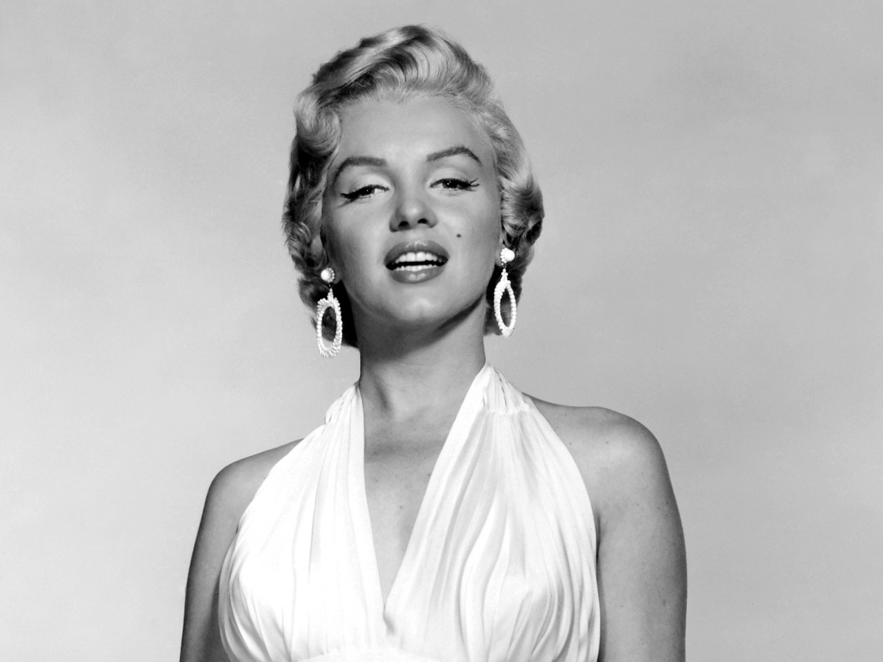 New data show how closely FBI monitored Marilyn Monroe - CBS News