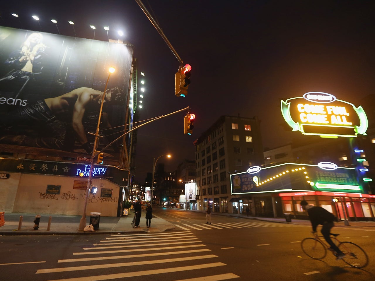 Power returns to much of New York City - CBS News