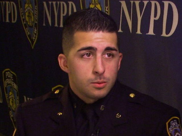 Nypd Officer Grandfather Inspired Act Of Kindness Cbs News 2063