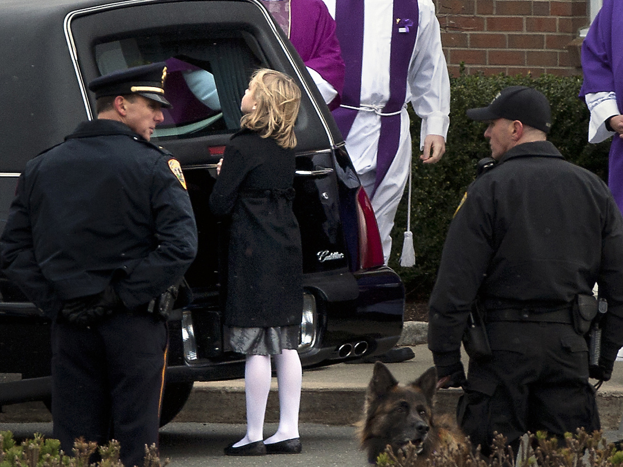 Final Funerals For Newtown Shooting Victims Cbs News 