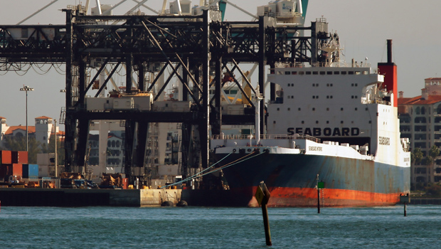 Unionized Dock Workers Threaten To Strike At 15 Ports - CBS News