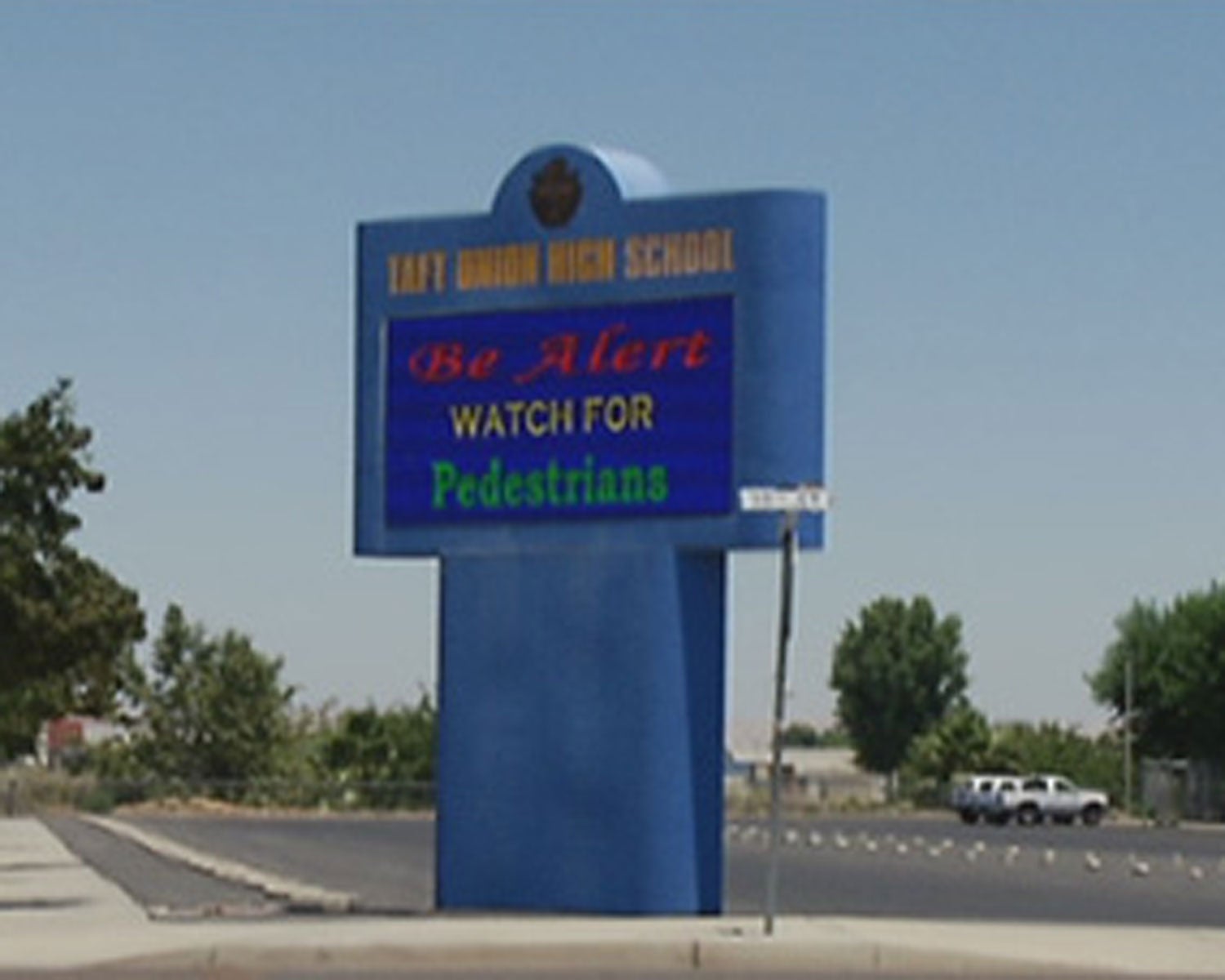 Shooting reported at high school in Taft, Calif. CBS News