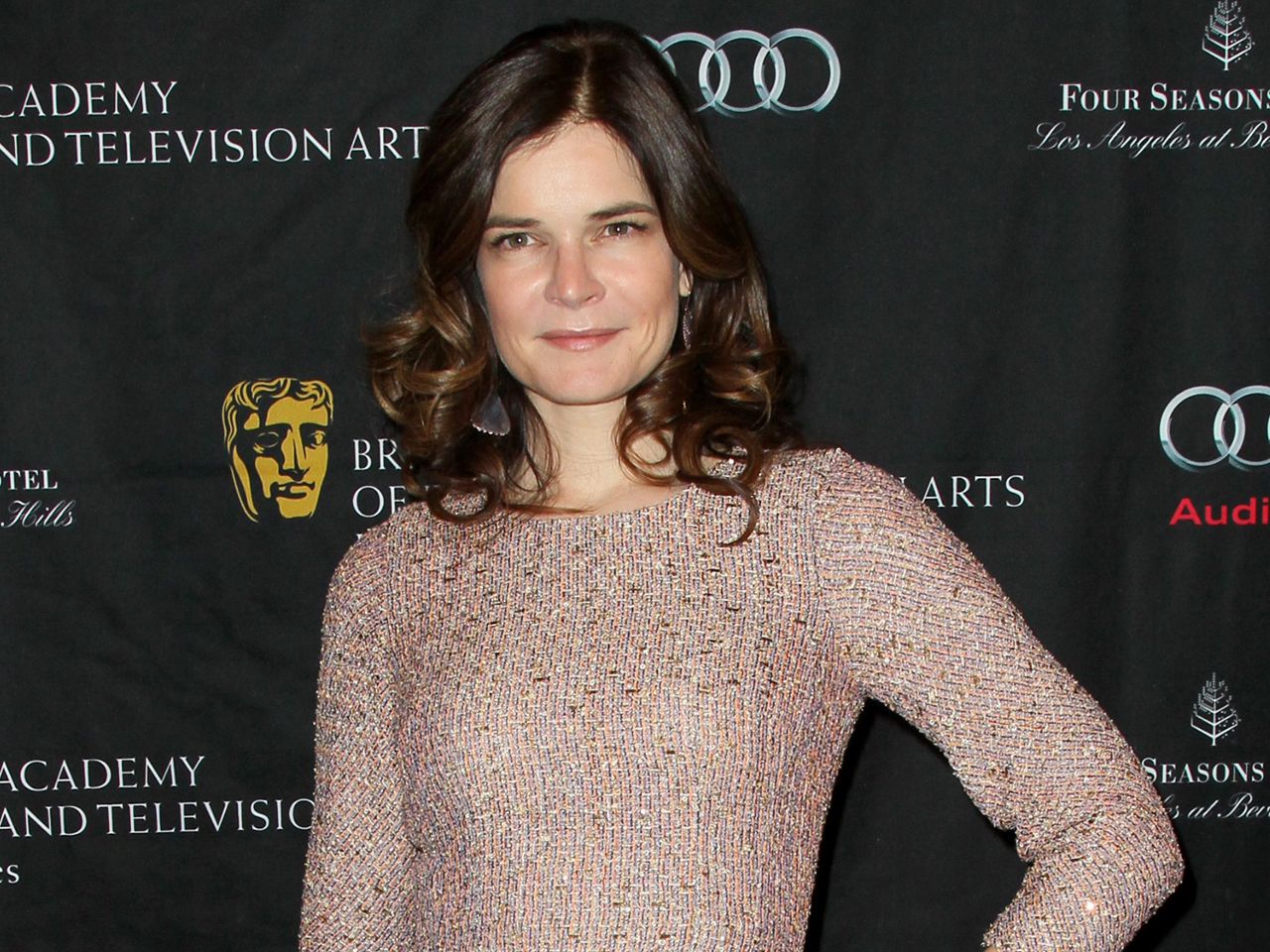 Betsy Brandt of "Breaking Bad" to play Michael J. Fox's wife on new series - CBS