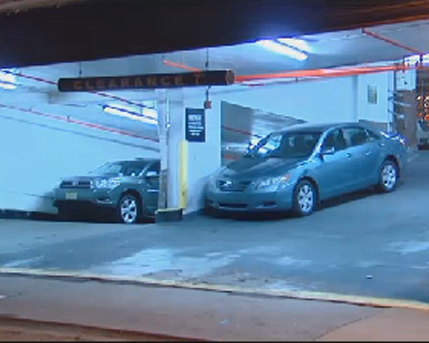 Fake Valet: Car thieves pose as parking attendants in downtown ...