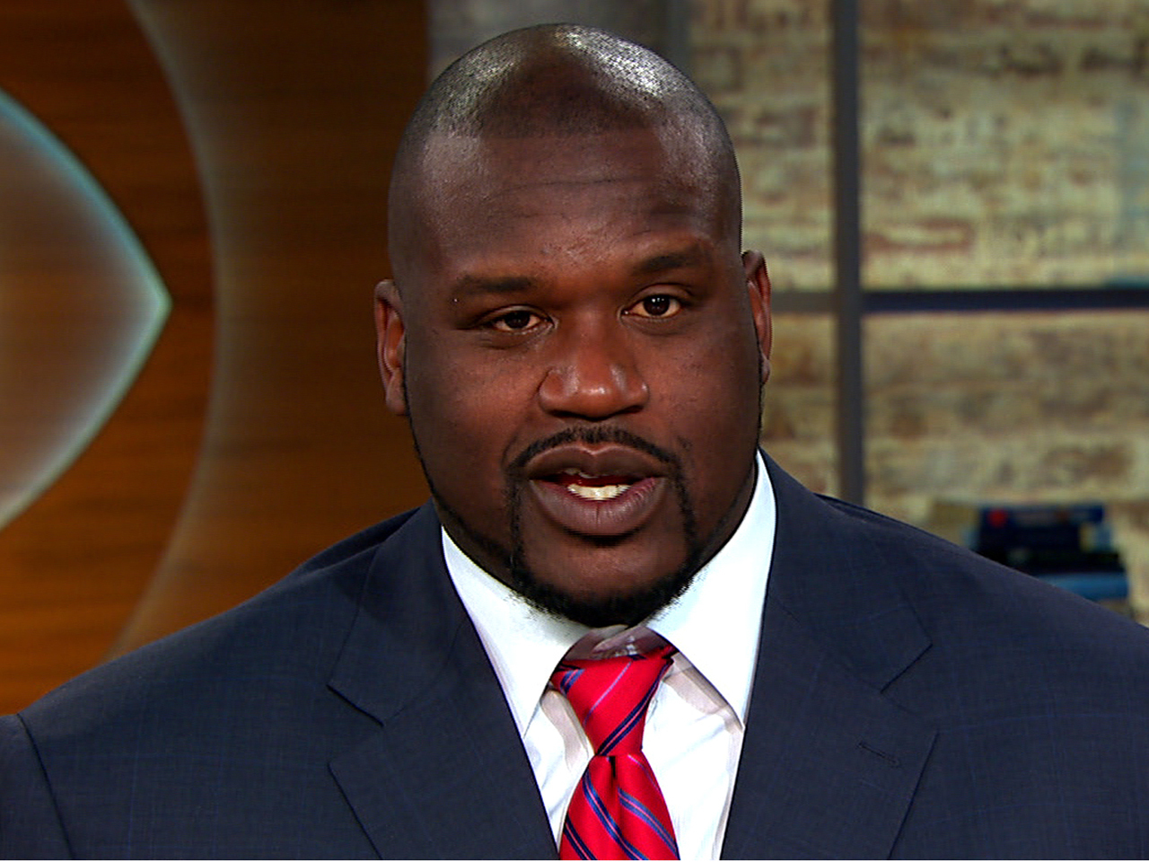 Shaquille O'Neal Was Ready to Give Up Hundreds of Thousands of Dollars to  Fight Dennis Rodman