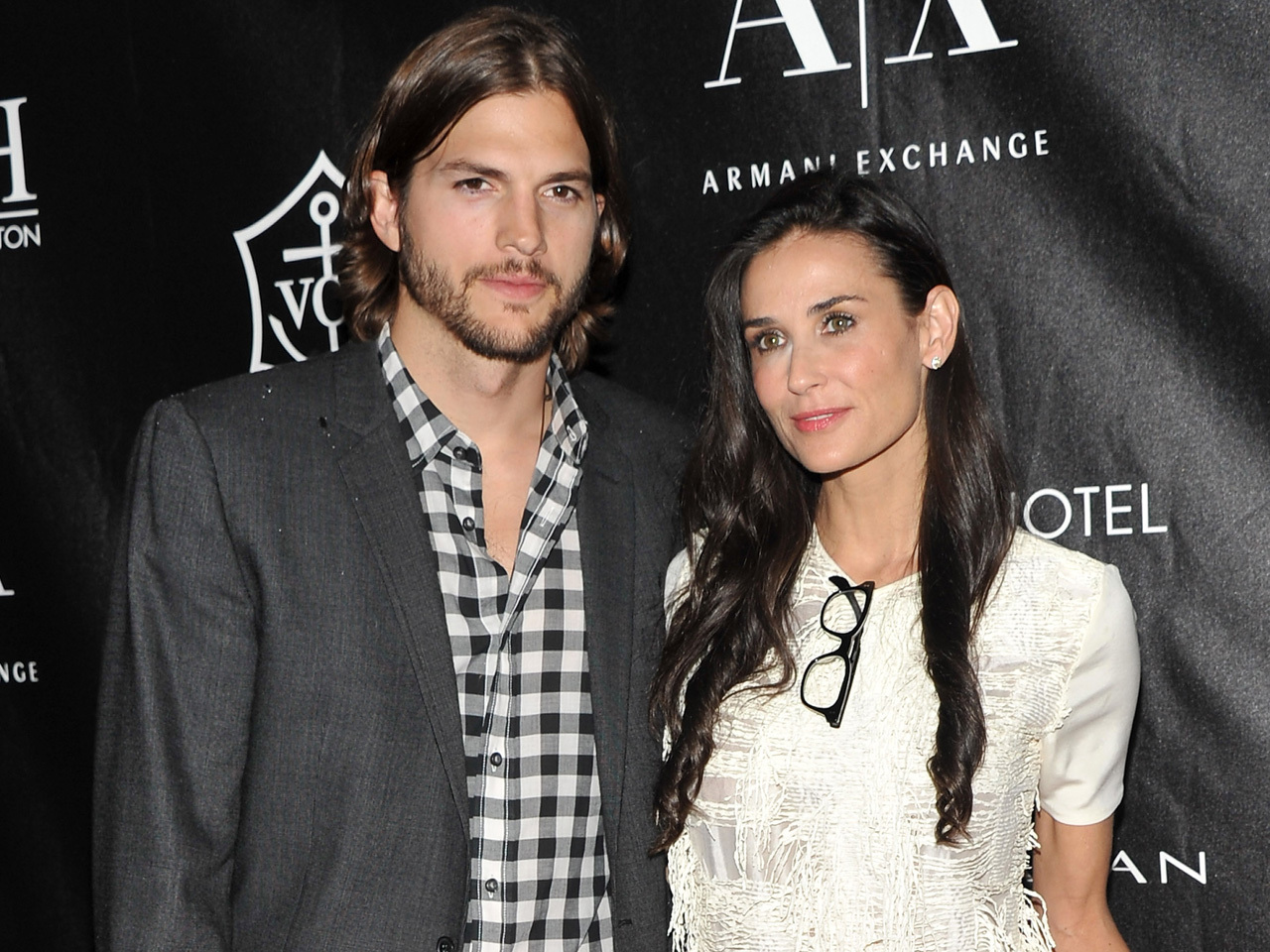 Demi Moore seeks spousal support from Ashton Kutcher - CBS News