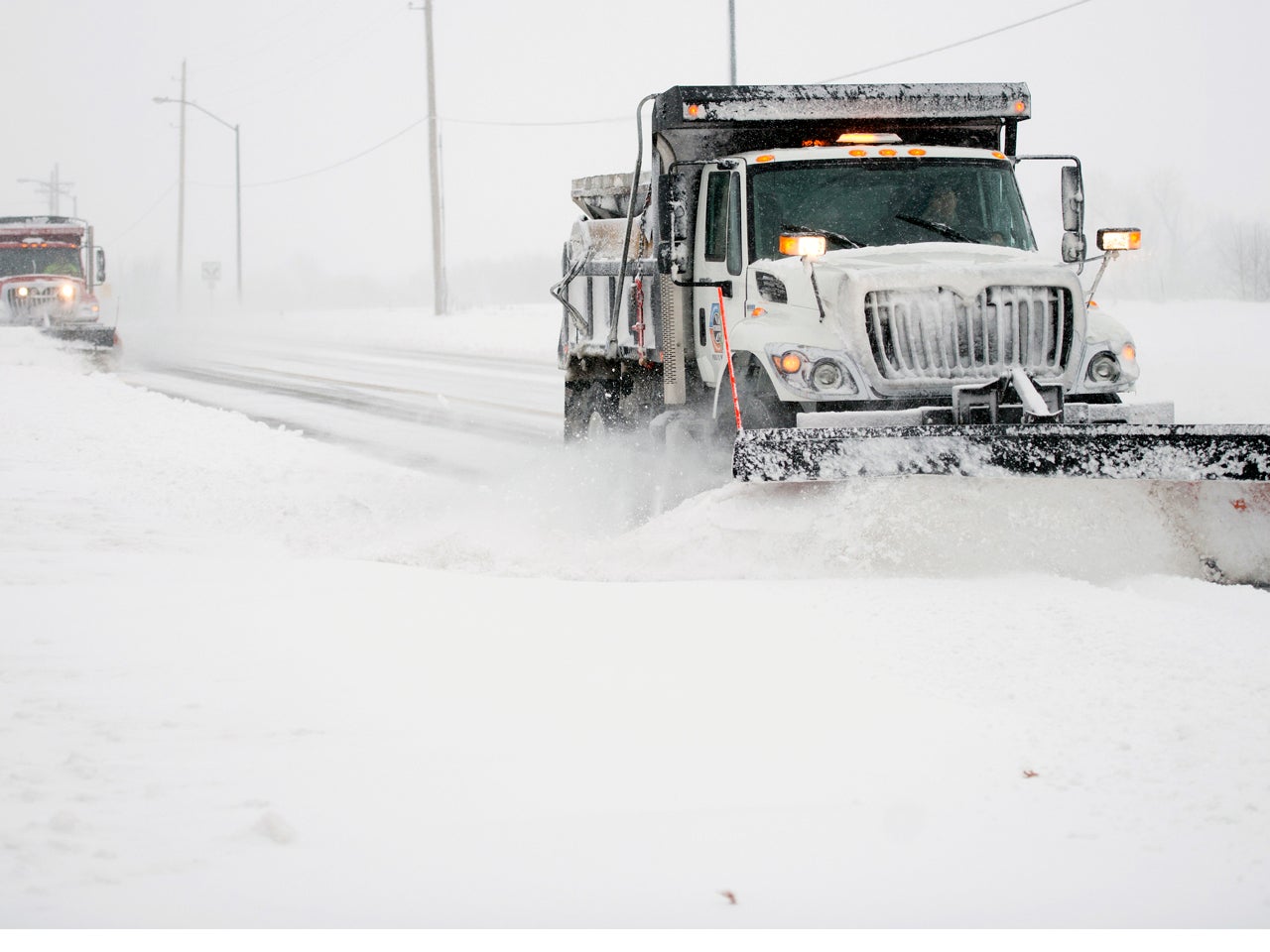 Spring not stopping Old Man Winter - CBS News