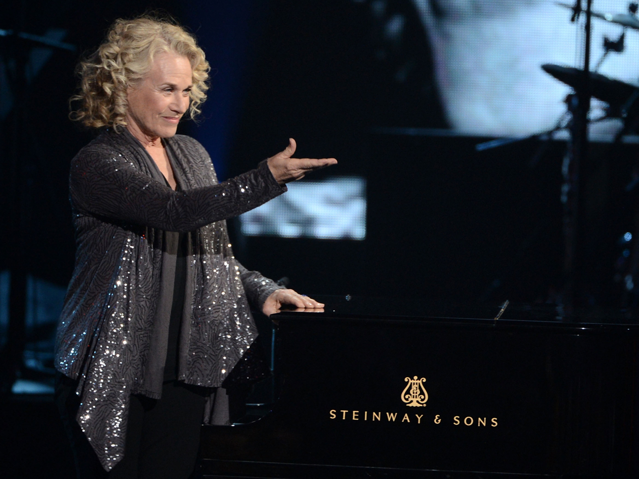 Carole King is the 2014 MusiCares Person of the Year - CBS News